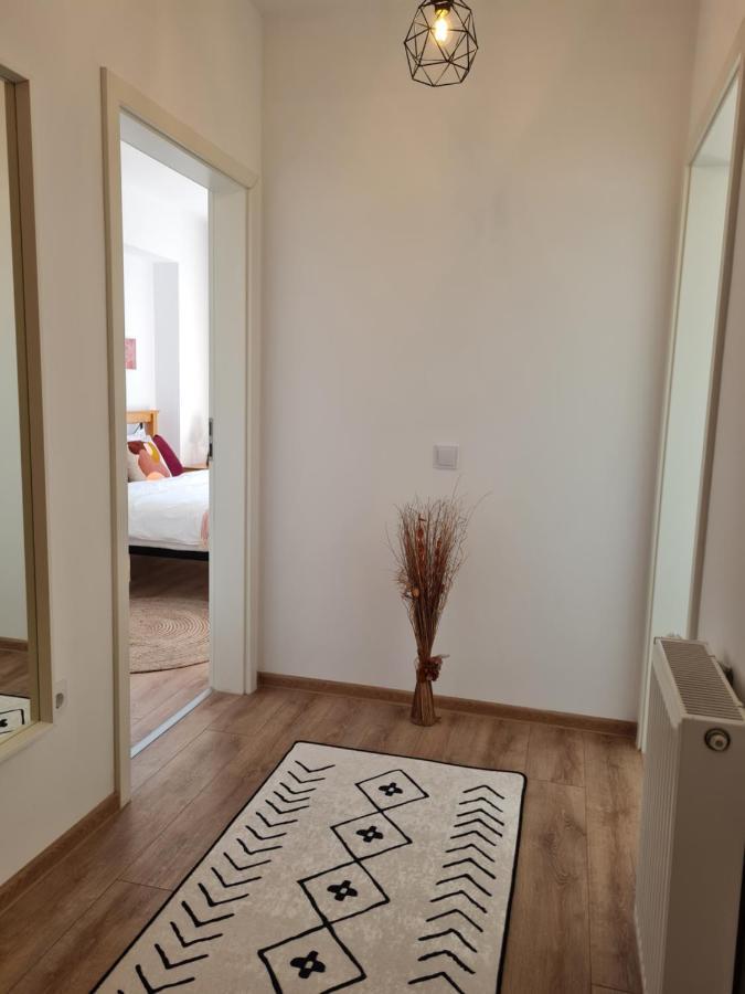 Jasmine Residence New Duplex Apartment Брашов Екстериор снимка