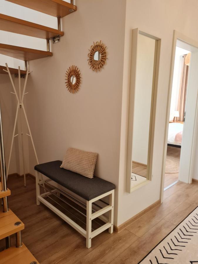 Jasmine Residence New Duplex Apartment Брашов Екстериор снимка